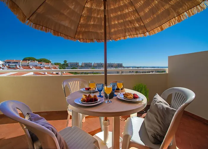 Sol Brilhante Apartment Albufeira